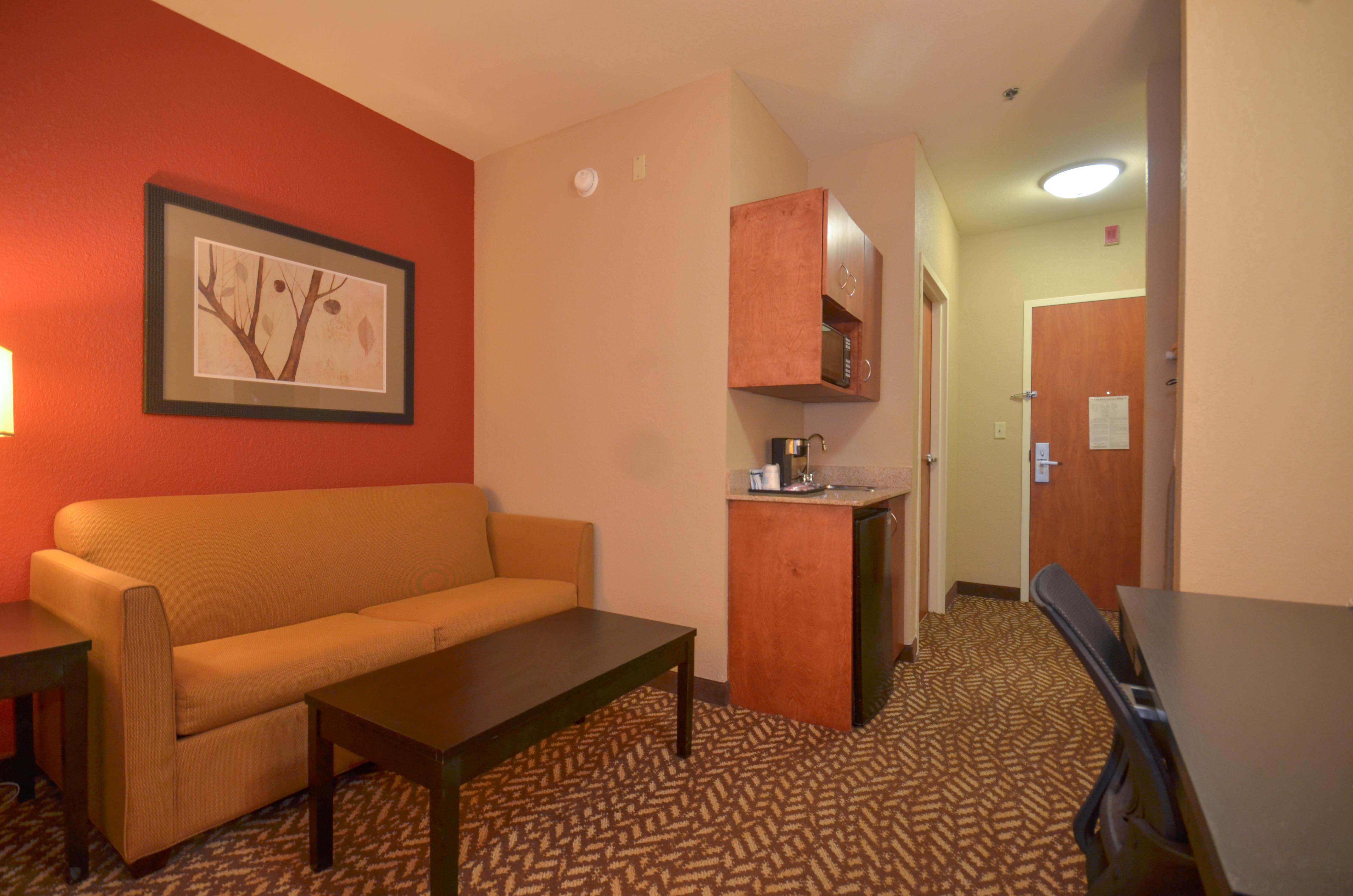 Holiday Inn Express & Suites Pine Bluff/Pines Mall By Ihg Exterior foto