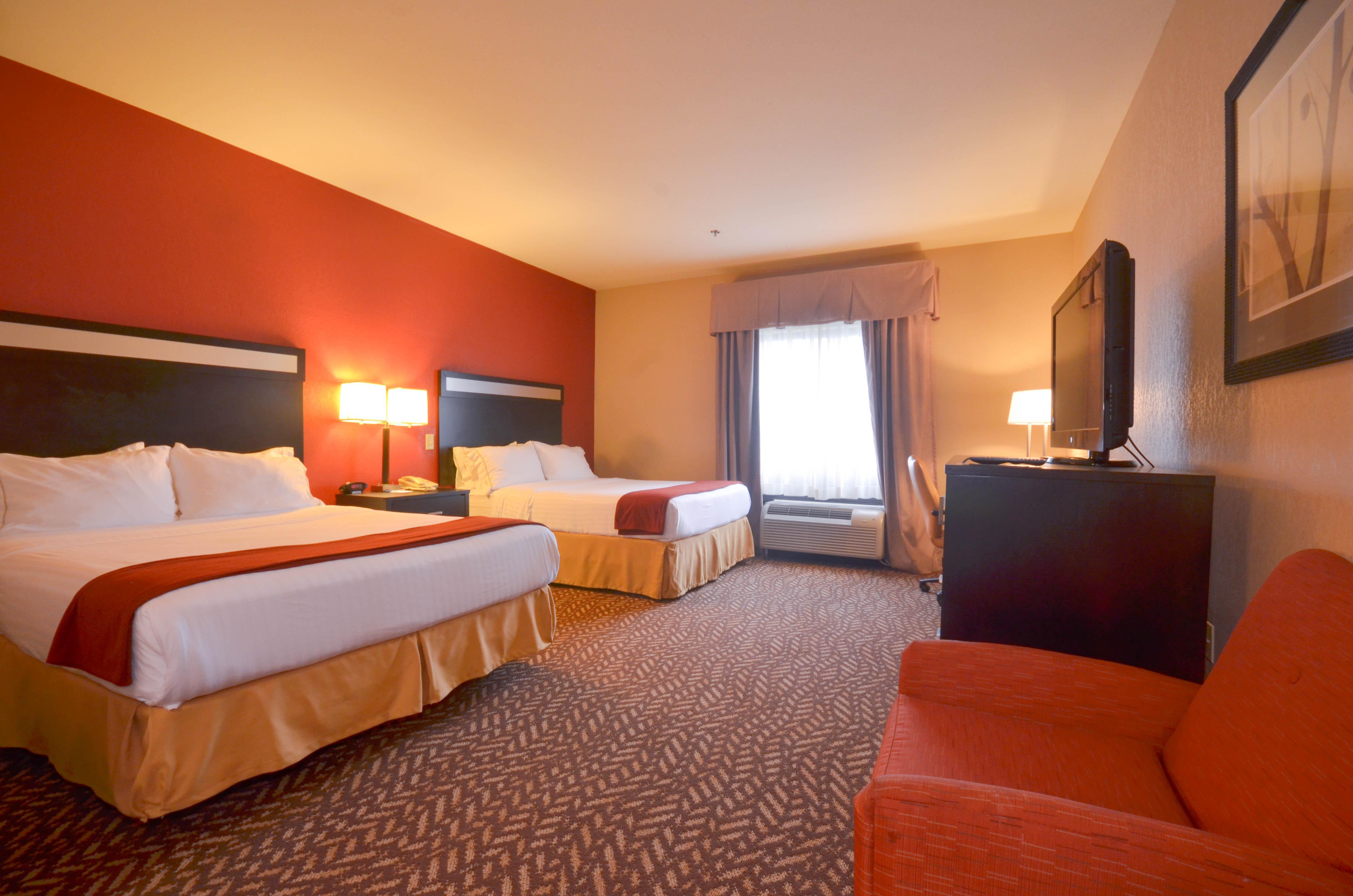 Holiday Inn Express & Suites Pine Bluff/Pines Mall By Ihg Exterior foto