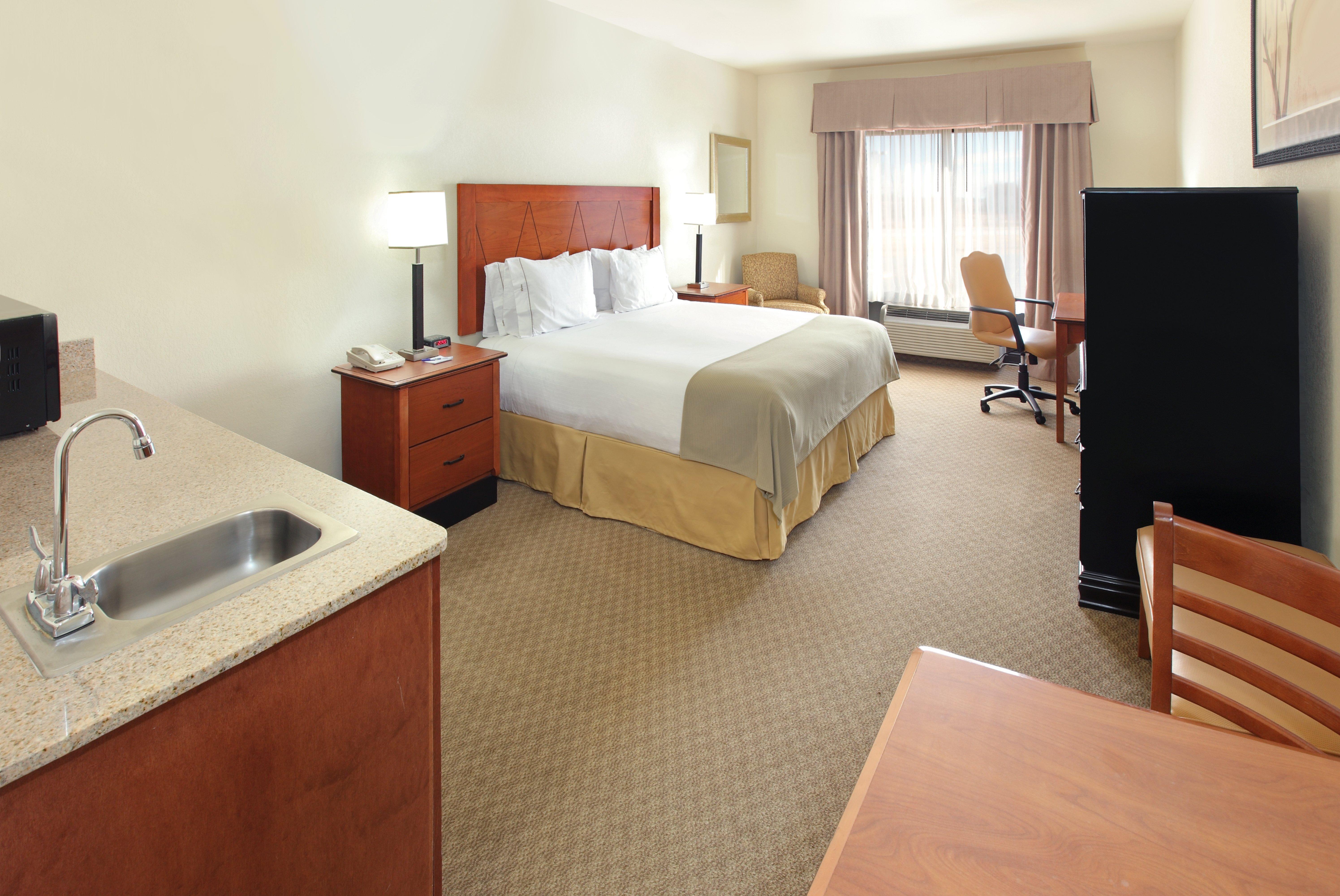 Holiday Inn Express & Suites Pine Bluff/Pines Mall By Ihg Exterior foto